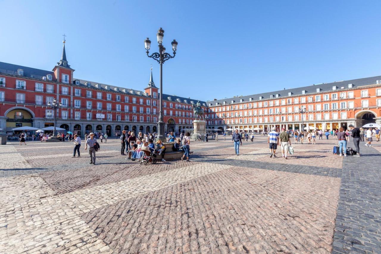 Luxury Belmont Puerta Del Sol Lejlighed Madrid Eksteriør billede