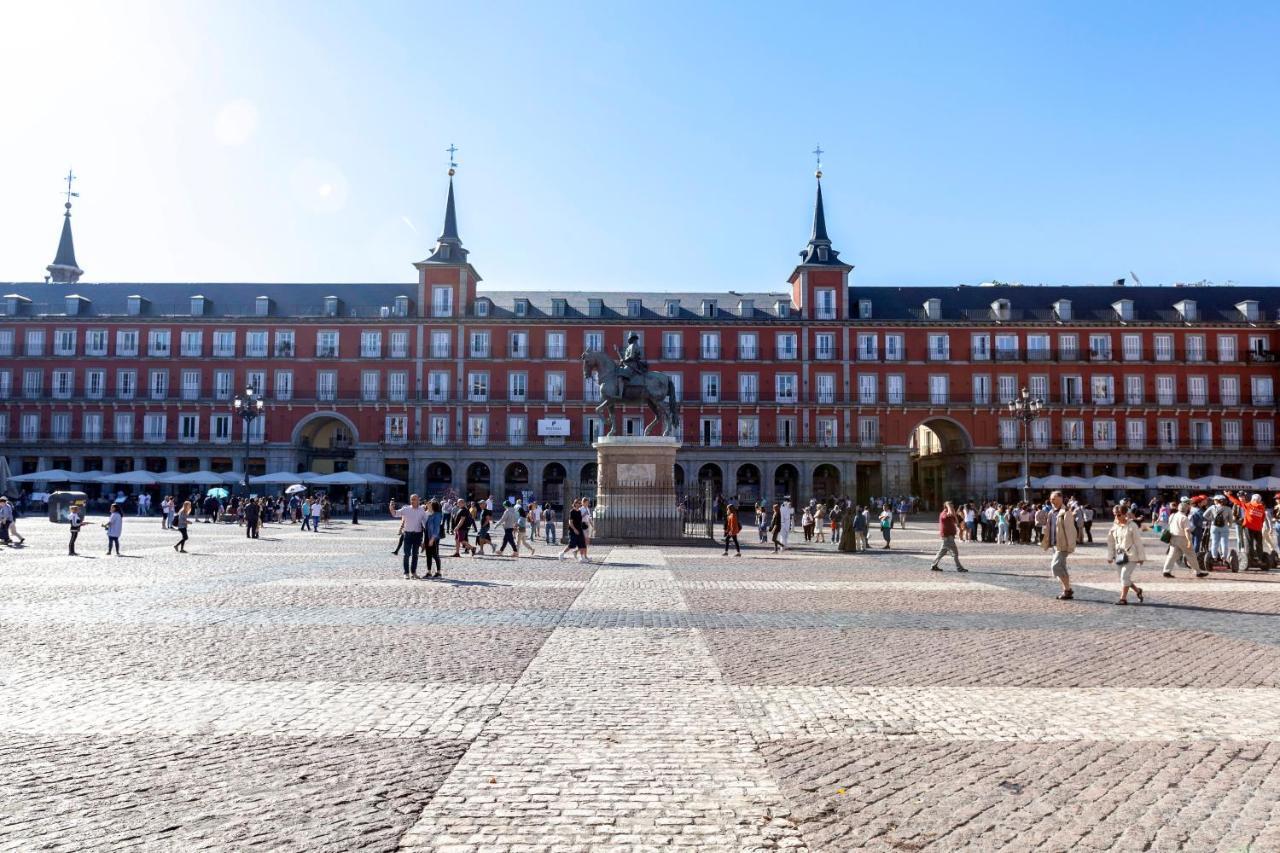 Luxury Belmont Puerta Del Sol Lejlighed Madrid Eksteriør billede