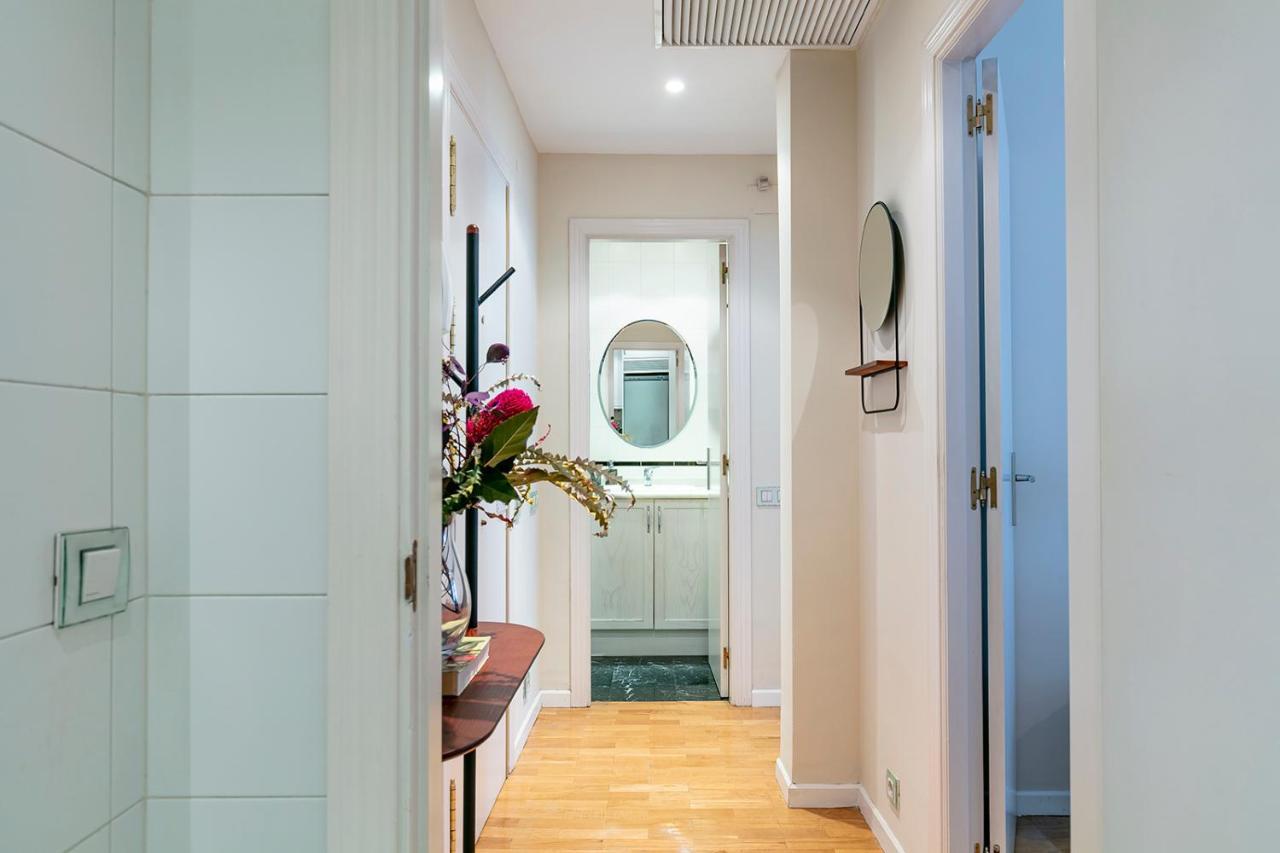 Luxury Belmont Puerta Del Sol Lejlighed Madrid Eksteriør billede